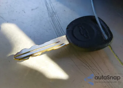 2004 Chevrolet Suburban 1500 Ls from USA, damaged, VIN 3GNEC16ZX4G296517